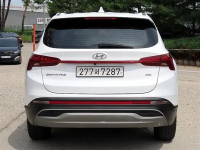Hyundai Santafe 2021, 111956 км, за 11839.72 USD