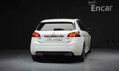 Peugeot 308 2019, 23805 км, за 10174.61 USD