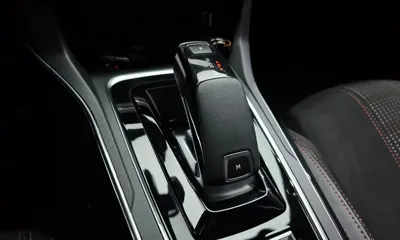 Peugeot 308 2019, 23805 км, за 10093.11 USD - фото 9