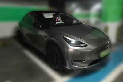Tesla Model Y 2024, 57699 км, за 32881 USD