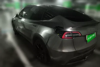 Tesla Model Y 2024, 57699 км, за 32881 USD
