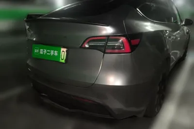 Tesla Model Y 2024, 57699 км, за 32881 USD