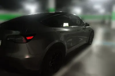 Tesla Model Y 2024, 57699 км, за 32881 USD - фото 6