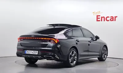 Kia K5 2020, 68054 км, за 10831.04 USD