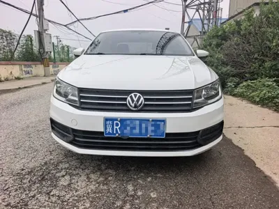 Volkswagen Santana 2021, 67000 км, за 5692.99 USD