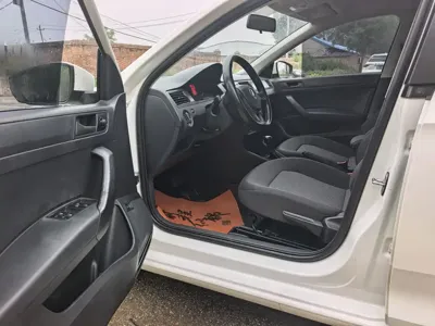 Volkswagen Santana 2021, 67000 км, за 5692.99 USD