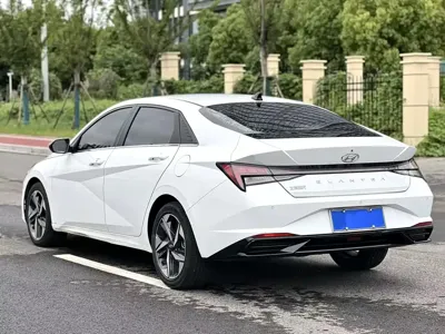 Hyundai Elantra 2021, 35000 км, за 7767.03 USD