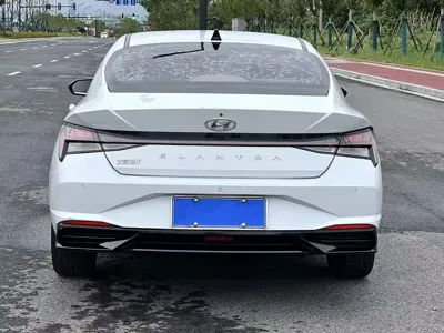 Hyundai Elantra 2021, 35000 км, за 7767.03 USD
