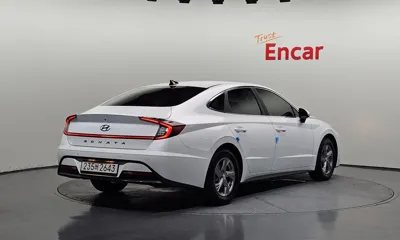 Hyundai Sonata 2022, 74361 км, за 9673.01 USD