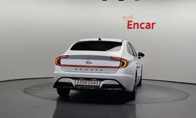Hyundai Sonata 2022, 74361 км, за 9673.01 USD