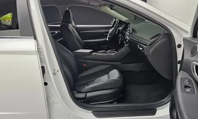 Hyundai Sonata 2022, 74361 км, за 9673.01 USD - фото 26