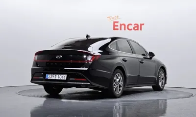Hyundai Sonata 2021, 54072 км, за 12450.32 USD