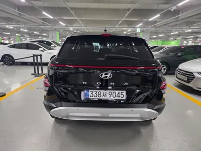 Hyundai Kona 2023, 29731 км, за 12800.32 USD