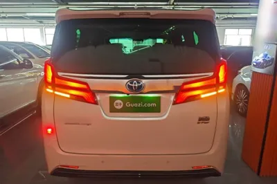 Toyota Alphard 2020, 120399 км, за 74425 USD