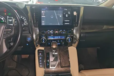 Toyota Alphard 2020, 120399 км, за 74425 USD - фото 15