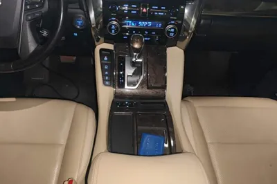 Toyota Alphard 2020, 120399 км, за 74425 USD - фото 16