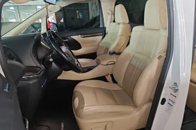 Toyota Alphard 2020, 120399 км, за 74425 USD - фото 17