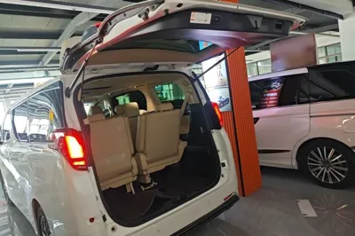 Toyota Alphard 2020, 120399 км, за 74425 USD - фото 22