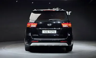 Kia Canival 2017, 122058 км, за 9787.17 USD