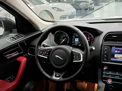 Jaguar F-Pace 2017, 100000 км, за 13231.36 USD - фото 8