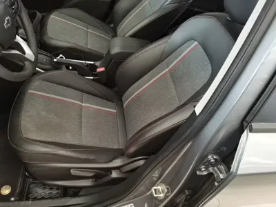 Chevrolet Trax 2020, 42100 км, за 6374.55 USD - фото 11
