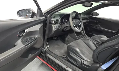Hyundai Veloster 2022, 47253 км, за 15621.53 USD - фото 10
