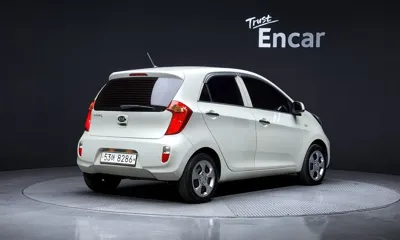 Kia Morning 2015, 156639 км, за 2537.08 USD