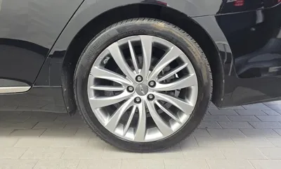 Hyundai Genesis 2016, 121029 км, за 6182.41 USD - фото 21