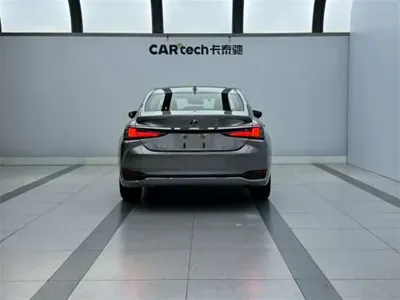 Lexus ES 2023, 80100 км, за 23248.52 USD