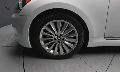 Hyundai Equus 2014, 196408 км, за 4955.4 USD