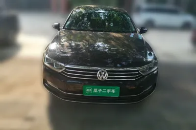 Volkswagen Magotan 2018, 87400 км, за 12869 USD