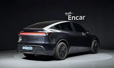 Tesla Model Y 2025, 21260 км, за 40785.33 USD