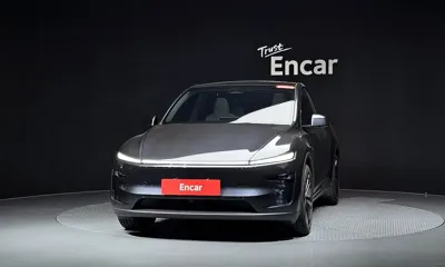 Tesla Model Y 2025, 21260 км, за 40785.33 USD