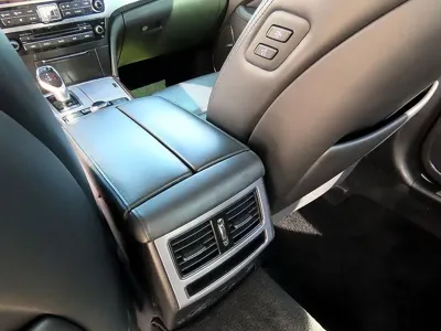 Hyundai Equus 2015, 138331 км, за 4293.52 USD - фото 17
