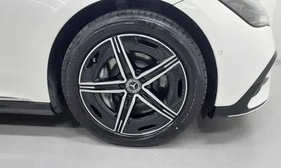 Mercedes-Benz EQE 2024, 7889 км, за 42345.3 USD