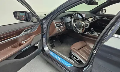BMW 7-Series 2016, 89225 км, за 21010.9 USD - фото 10