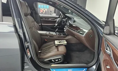 BMW 7-Series 2016, 89225 км, за 21010.9 USD - фото 11