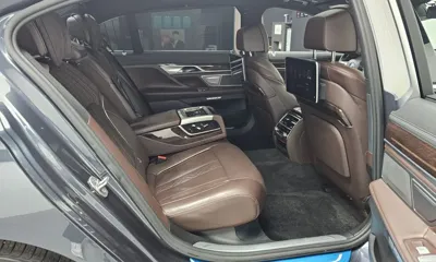 BMW 7-Series 2016, 89225 км, за 21010.9 USD - фото 12