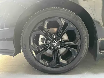 Honda Accord 2025, 24300 км, за 17774.82 USD