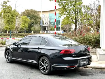 Volkswagen Magotan 2022, 39000 км, за 15376.39 USD