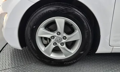 Hyundai Avante 2015, 83155 км, за 3610.35 USD