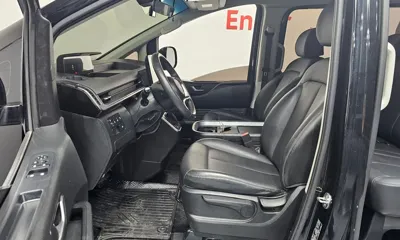 Hyundai Staria 2023, 43408 км, за 16604.8 USD - фото 28