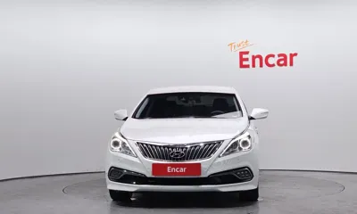 Hyundai Grandeur 2016, 164114 км, за 3039.31 USD