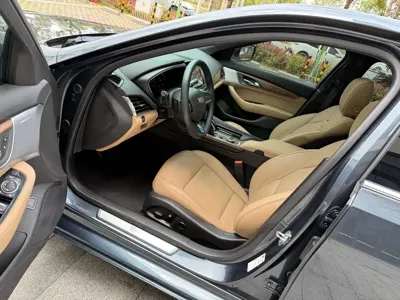 Cadillac CT5 2021, 78000 км, за 17677.59 USD