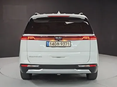 Kia Canival 2021, 66680 км, за 16576.73 USD