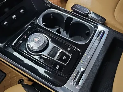 Kia Canival 2021, 66680 км, за 16576.73 USD - фото 9