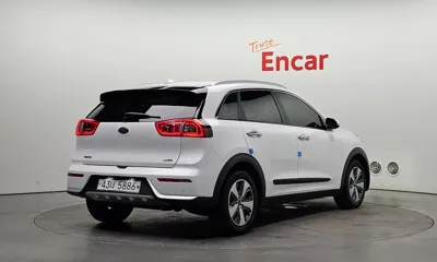 Kia Niro 2018, 83451 км, за 9576.55 USD