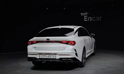 Kia K5 2020, 64748 км, за 11826.89 USD