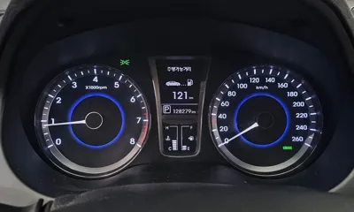 Hyundai Grandeur 2011, 128279 км, за 2510.74 USD - фото 8