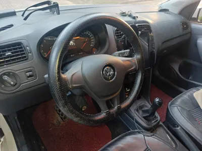 Volkswagen Polo 2016, 41100 км, за 4717 USD - фото 11